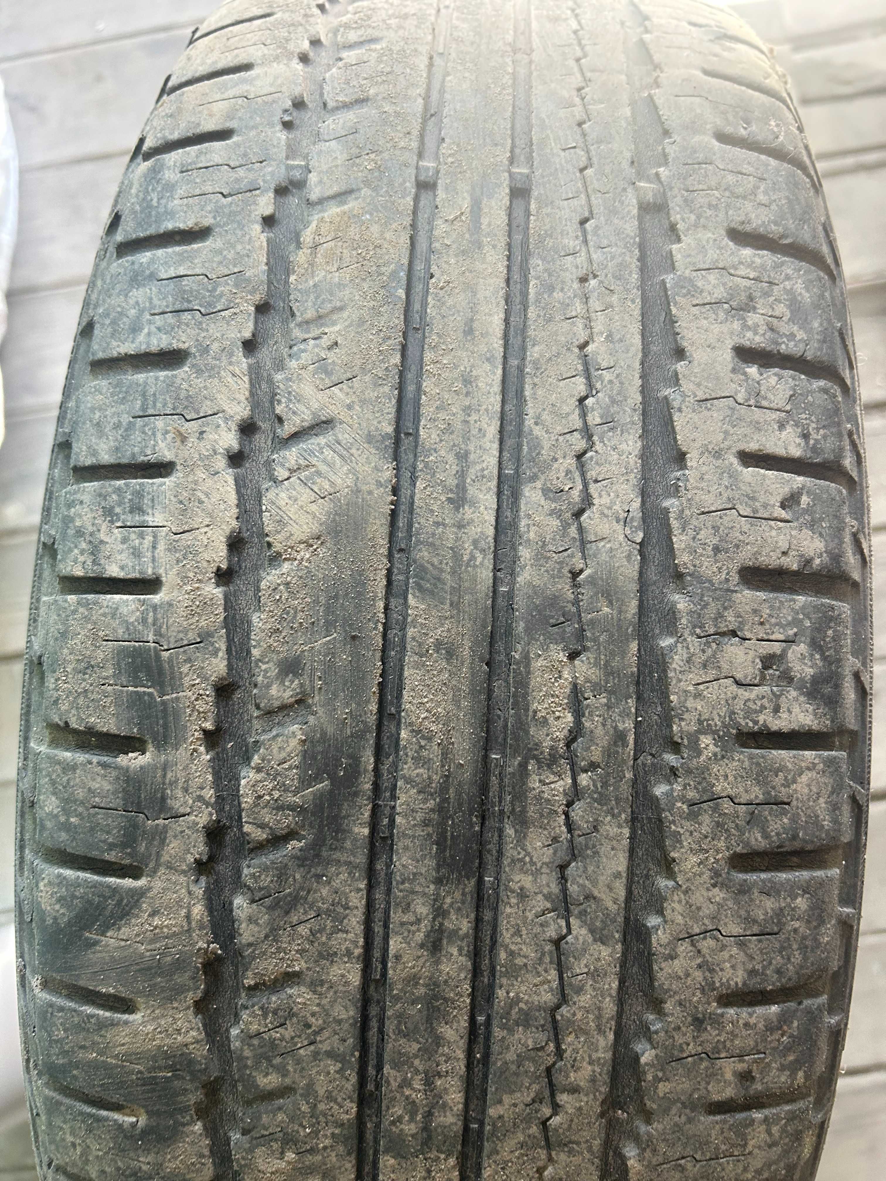 продаю шины 225/65/17