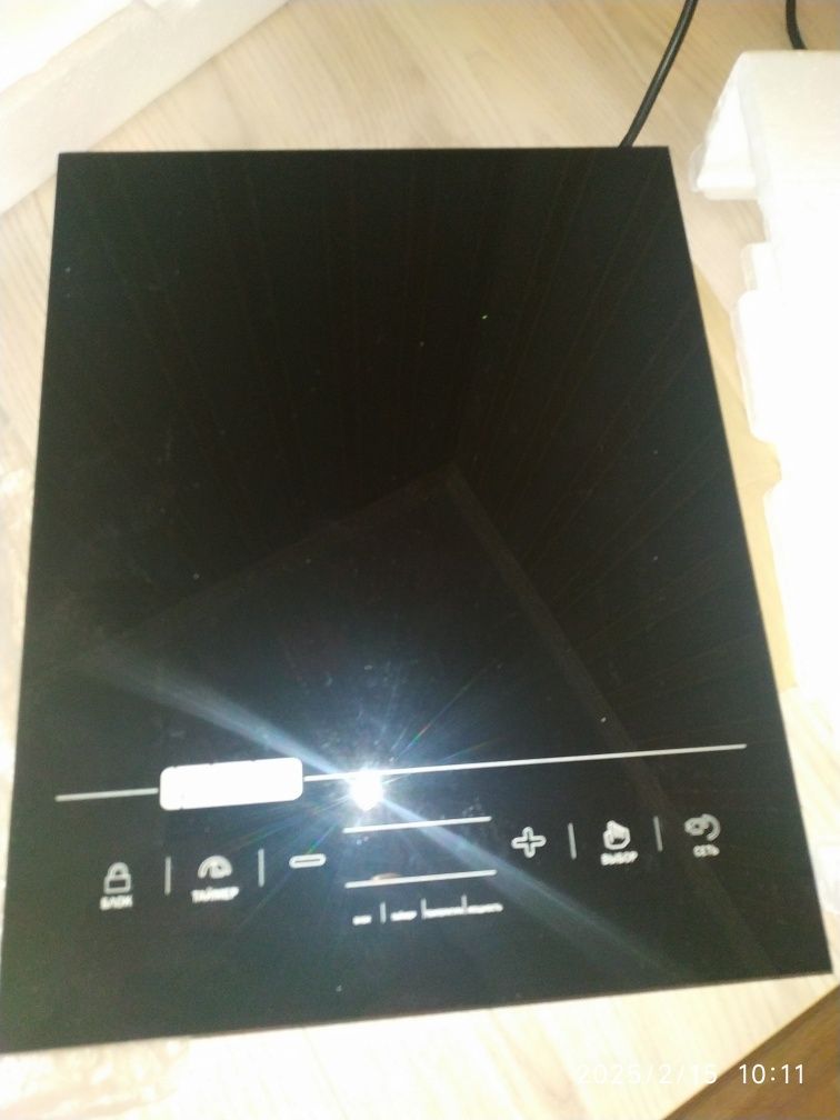 Продам индукционная плита Iplate
