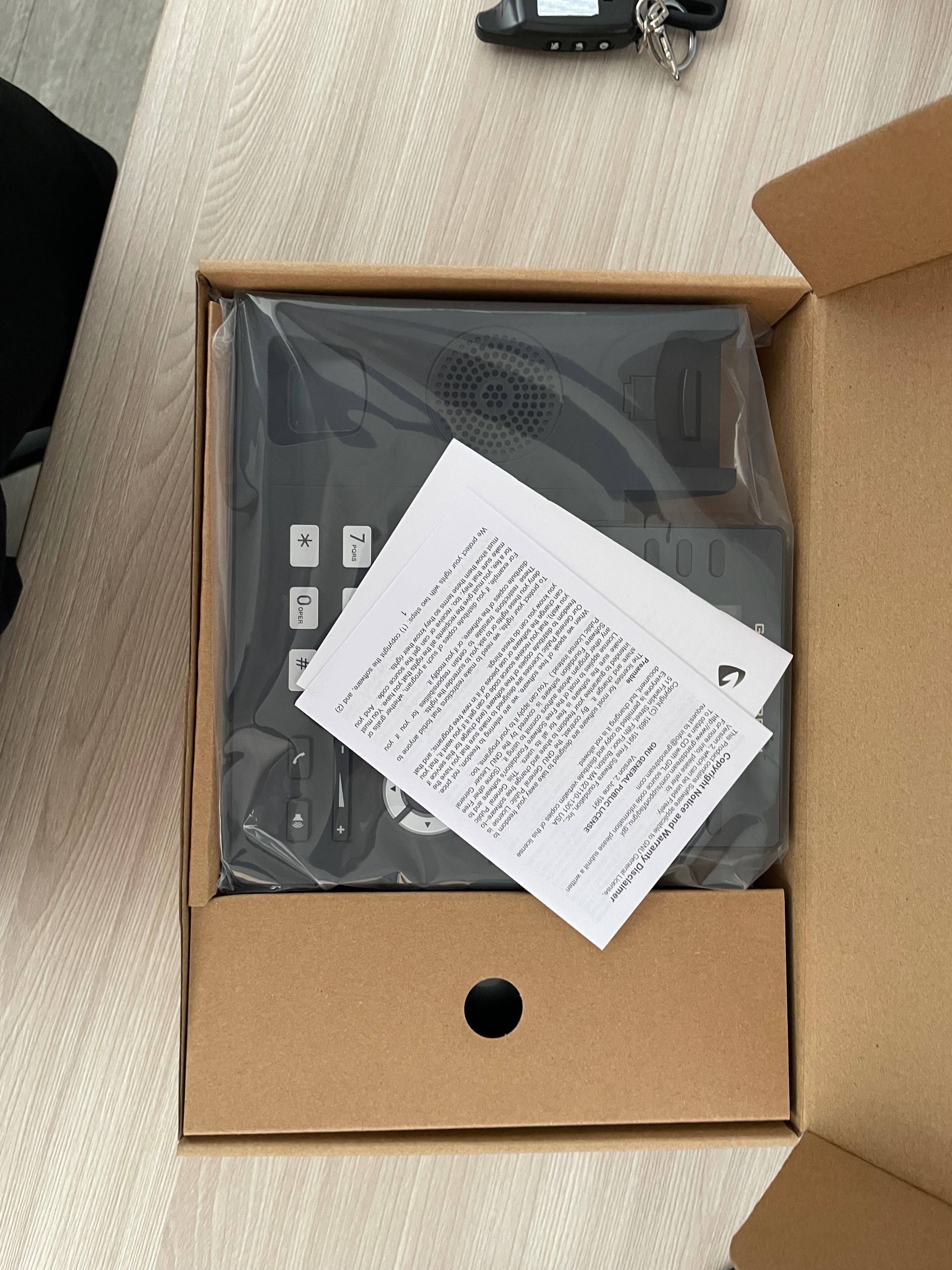 IP телефон Grandstream GRP2613 черный