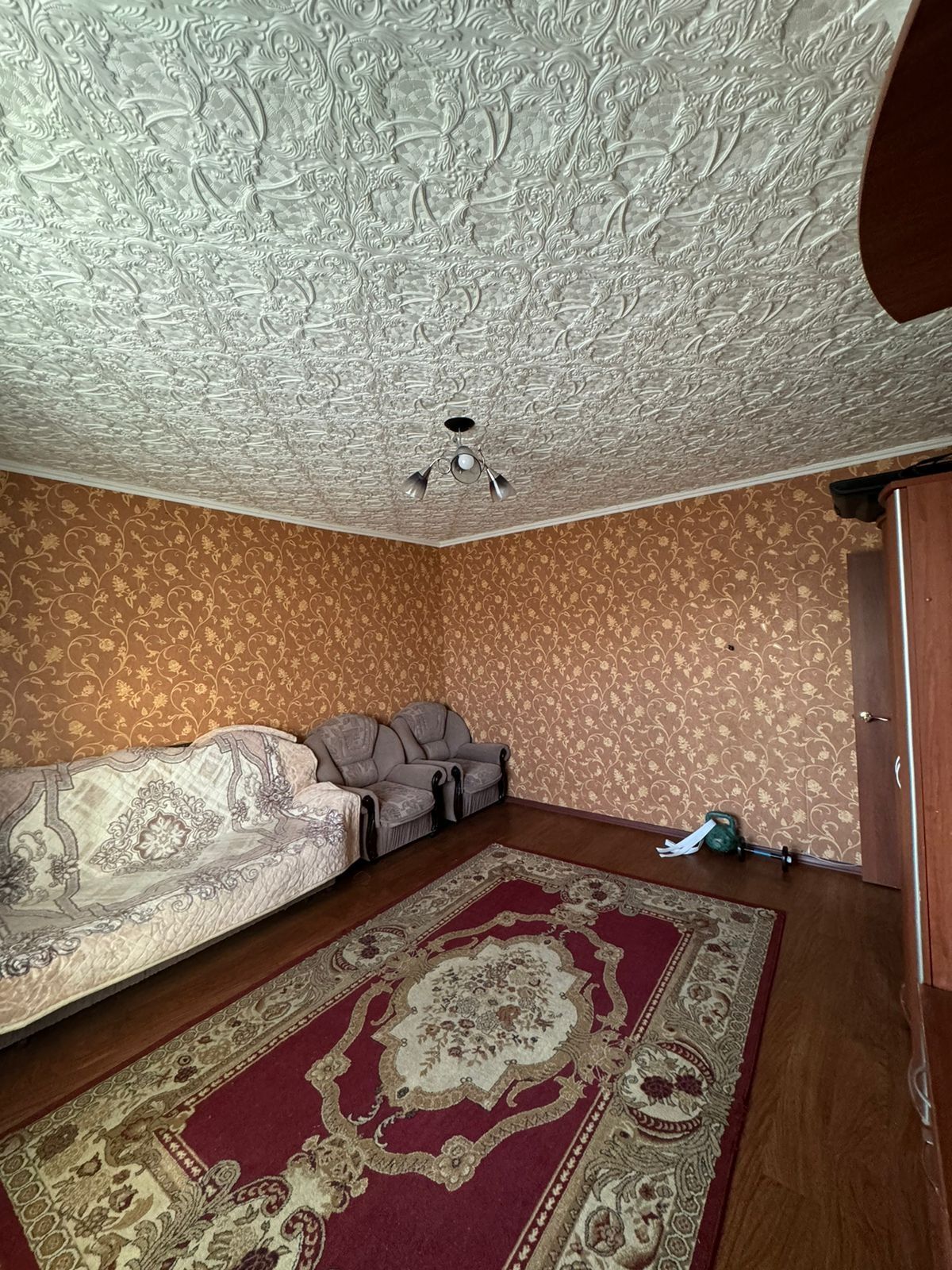Продам 2 комнатную квартиру.