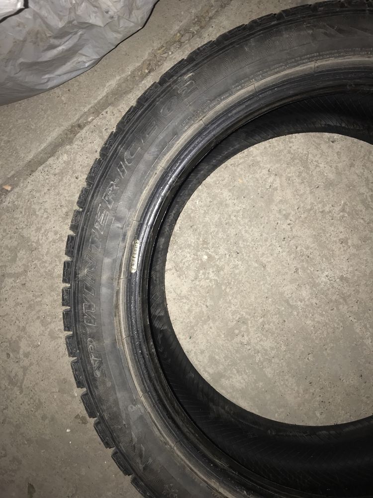 245/45/19R продам резину Dunlop winter  ice2 (1шт)