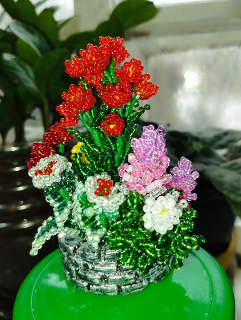 Подснежники из бисера
