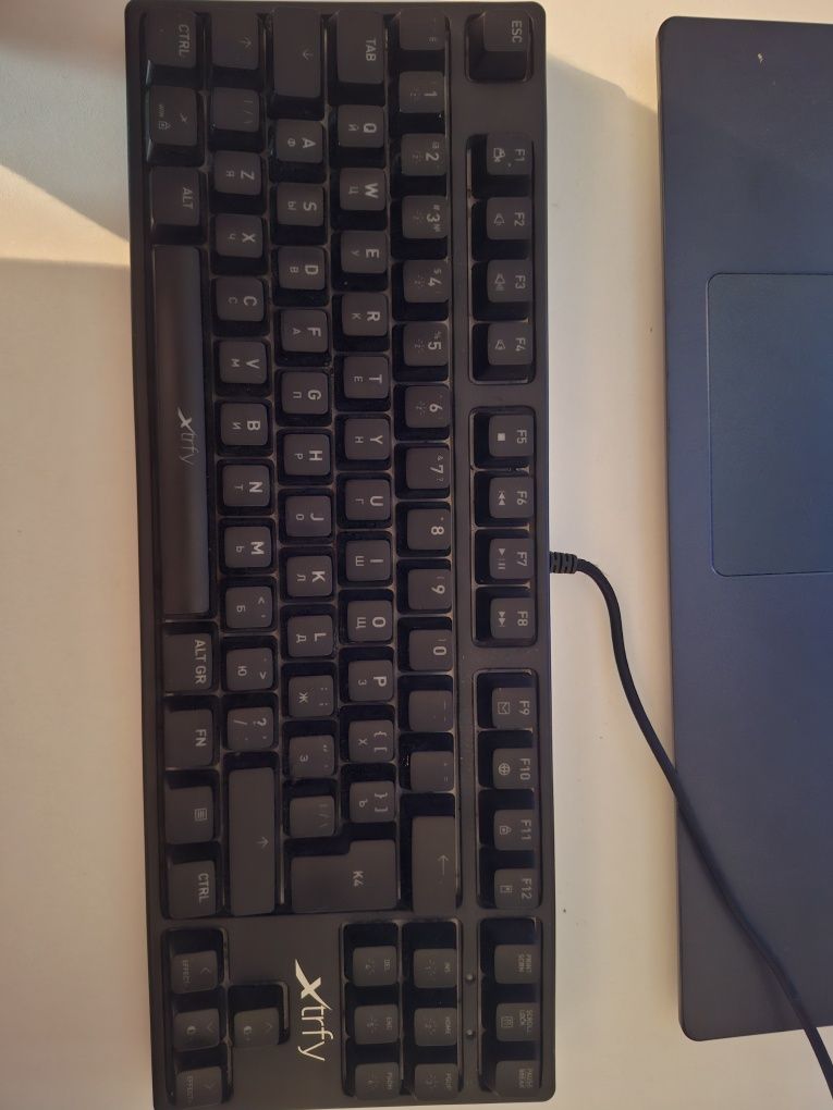 Xtrfy K4 RGB TKL Механика