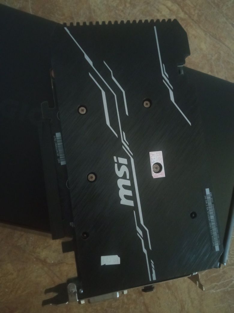 Продам видеокарту 1660 от MSI