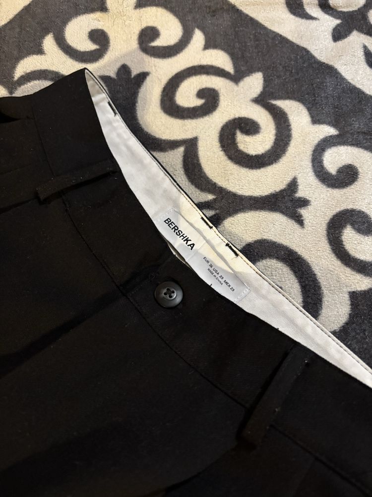 Широкие брюки Bershka