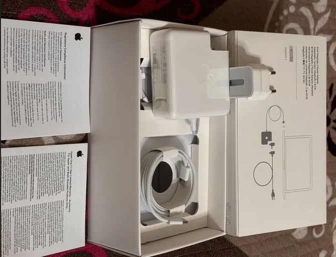 . от MacBook - зарядка, блок питания, шнур (.от макбука.). !