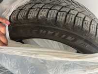 Продаю зимние шины Michelin 235/55/19