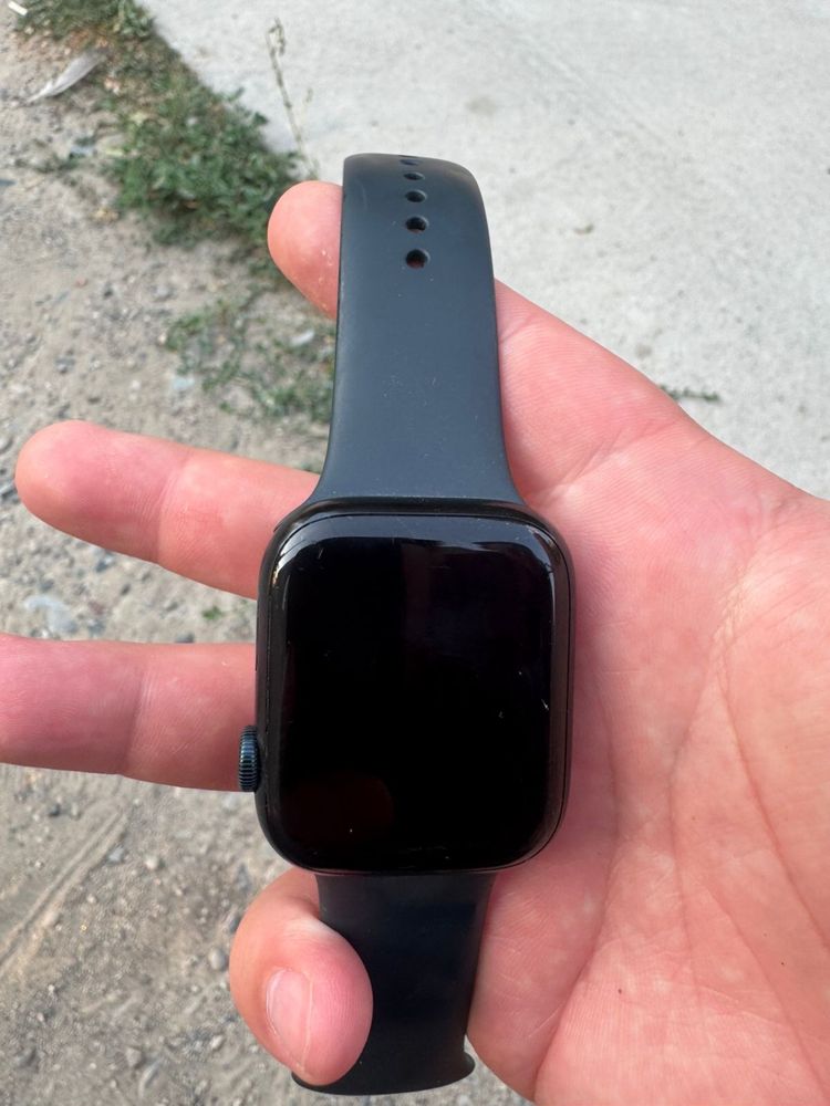 Apple Watch 8 45mm