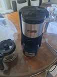 Продаётся кофеварка фирмы DeLonghi