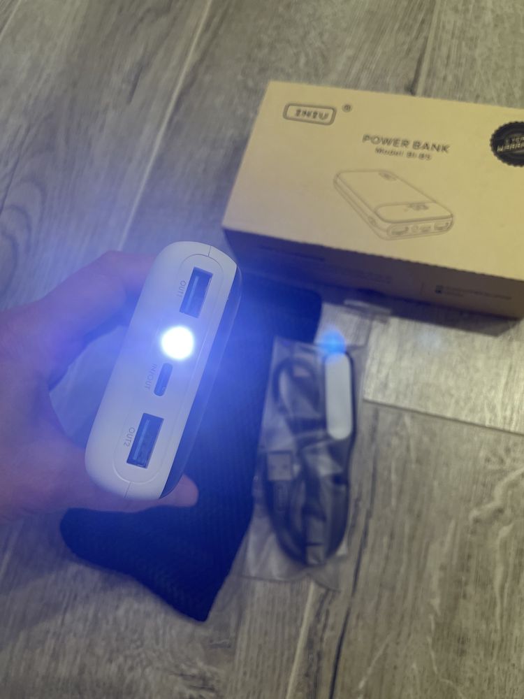 Power bank зарядное устройство