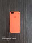 Продам оригинальный чехол на телефон iPhone 5s