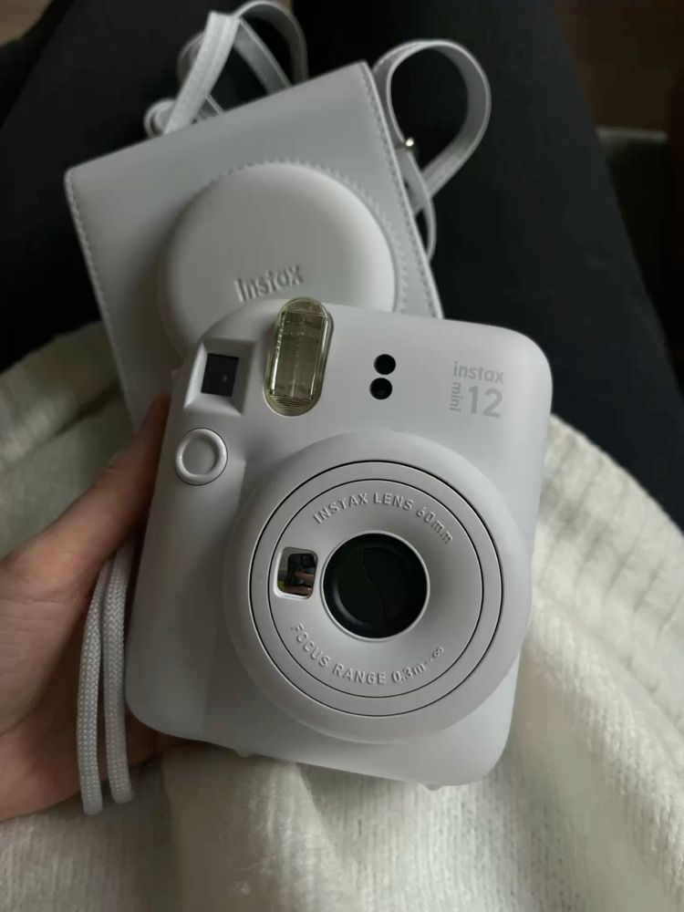 Instax 12 mini / полароид