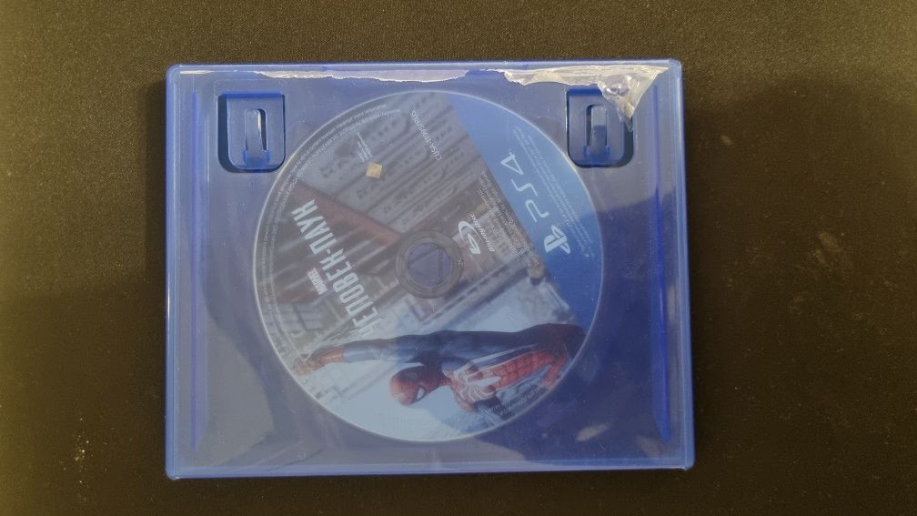Продам игру человек паук на PS4