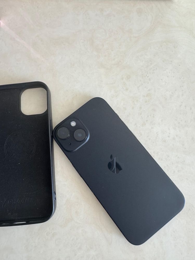 Продам Iphone 15