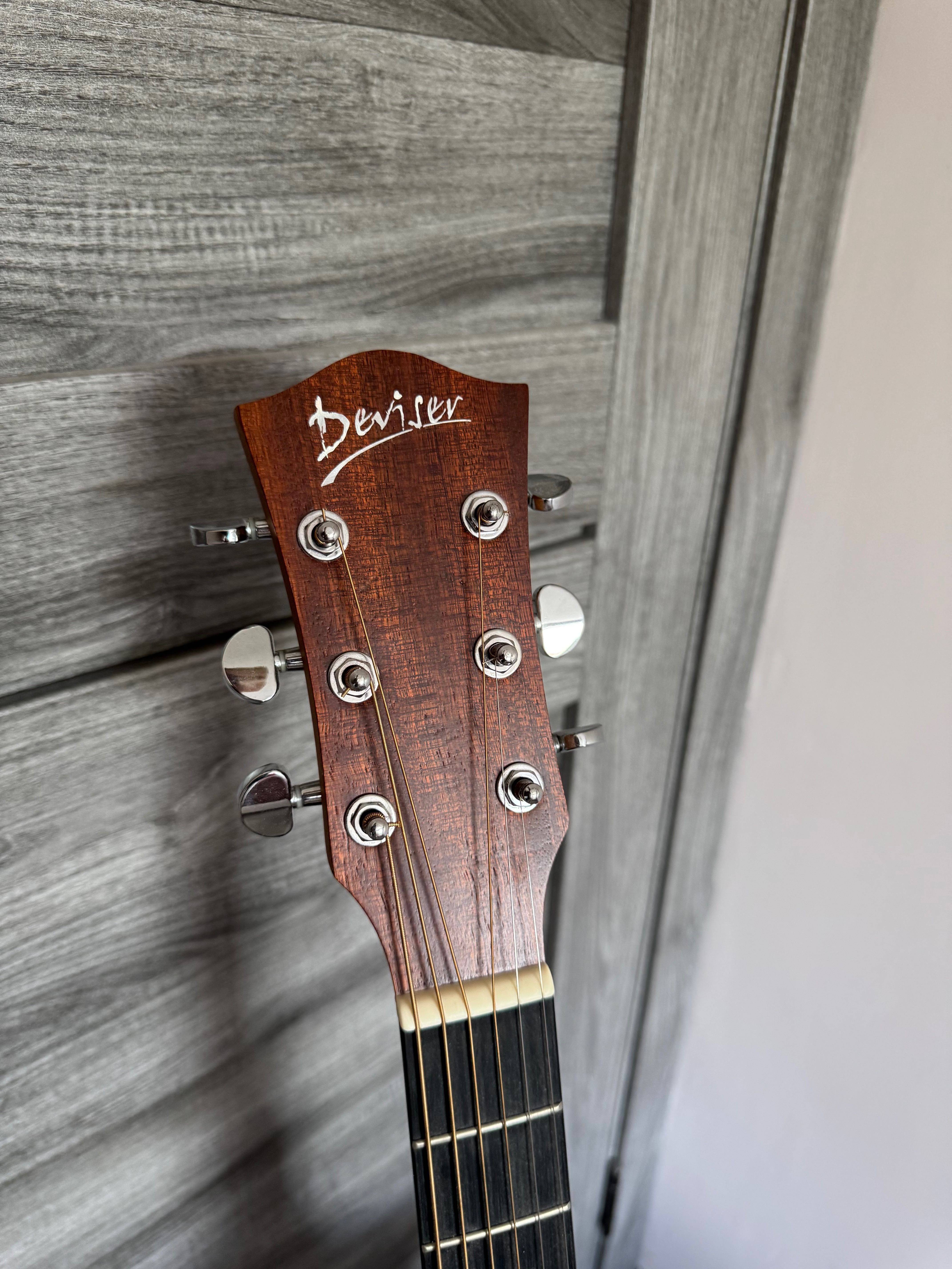 Акустическая гитара Deviser LS-120N-40