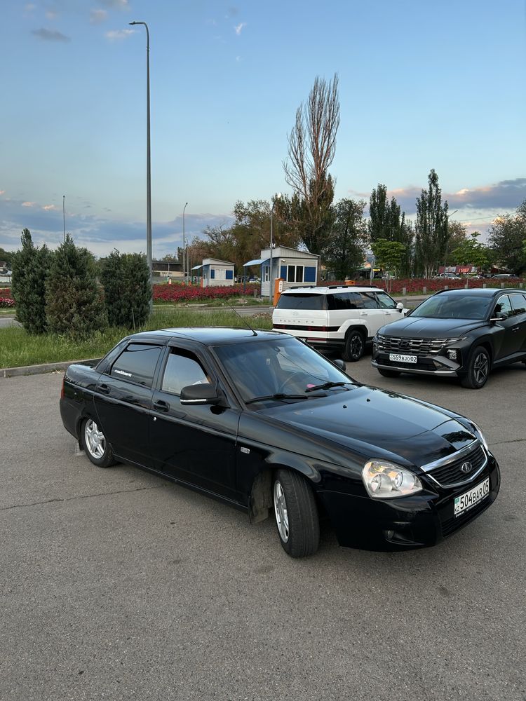Лада Приора 2013, полулюкс