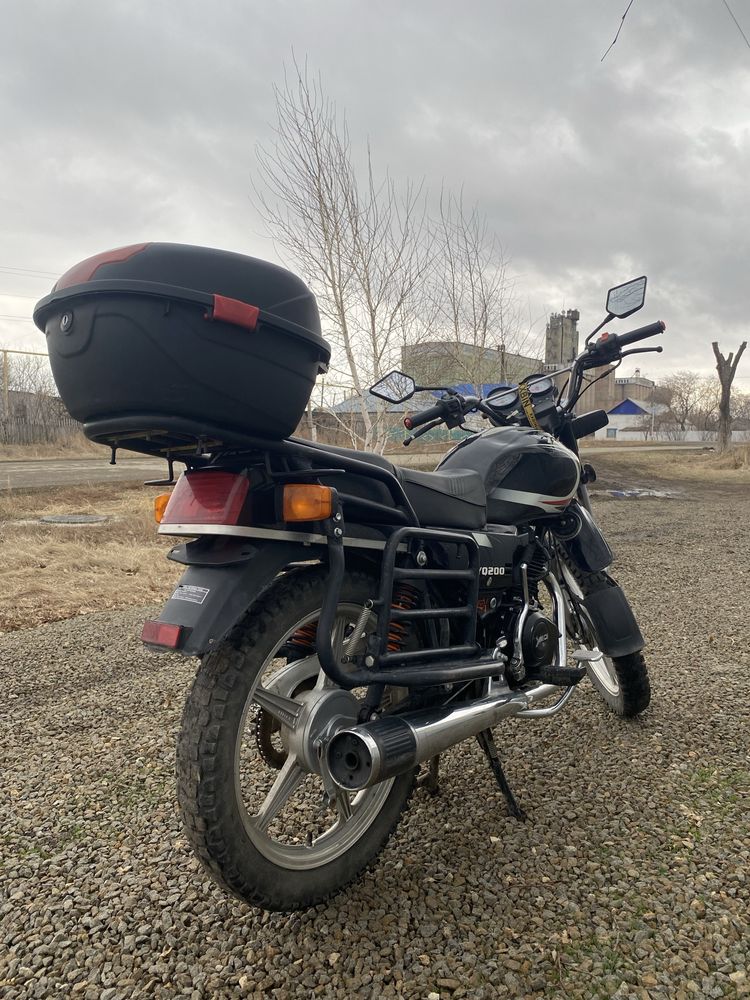 Продам мотоцикл yaqi 200cc (хороший торг реальному покупателю)