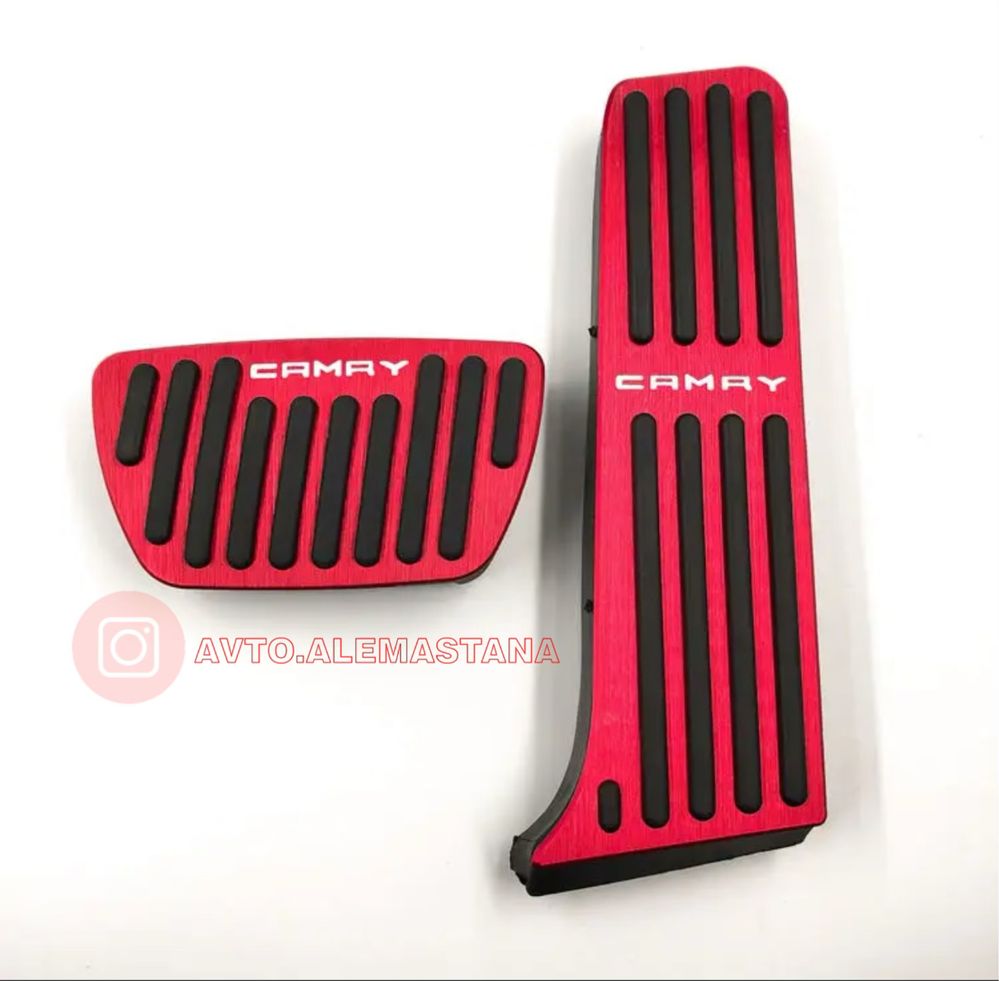 Накладки на  педали Toyota Camry 70-75