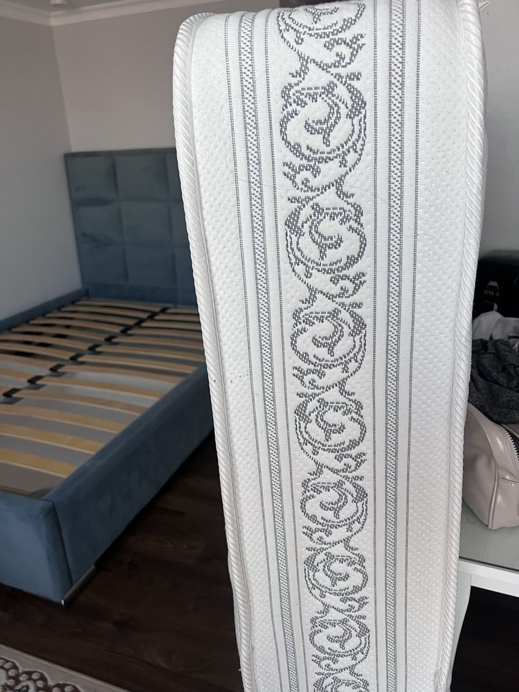 Продам кровать