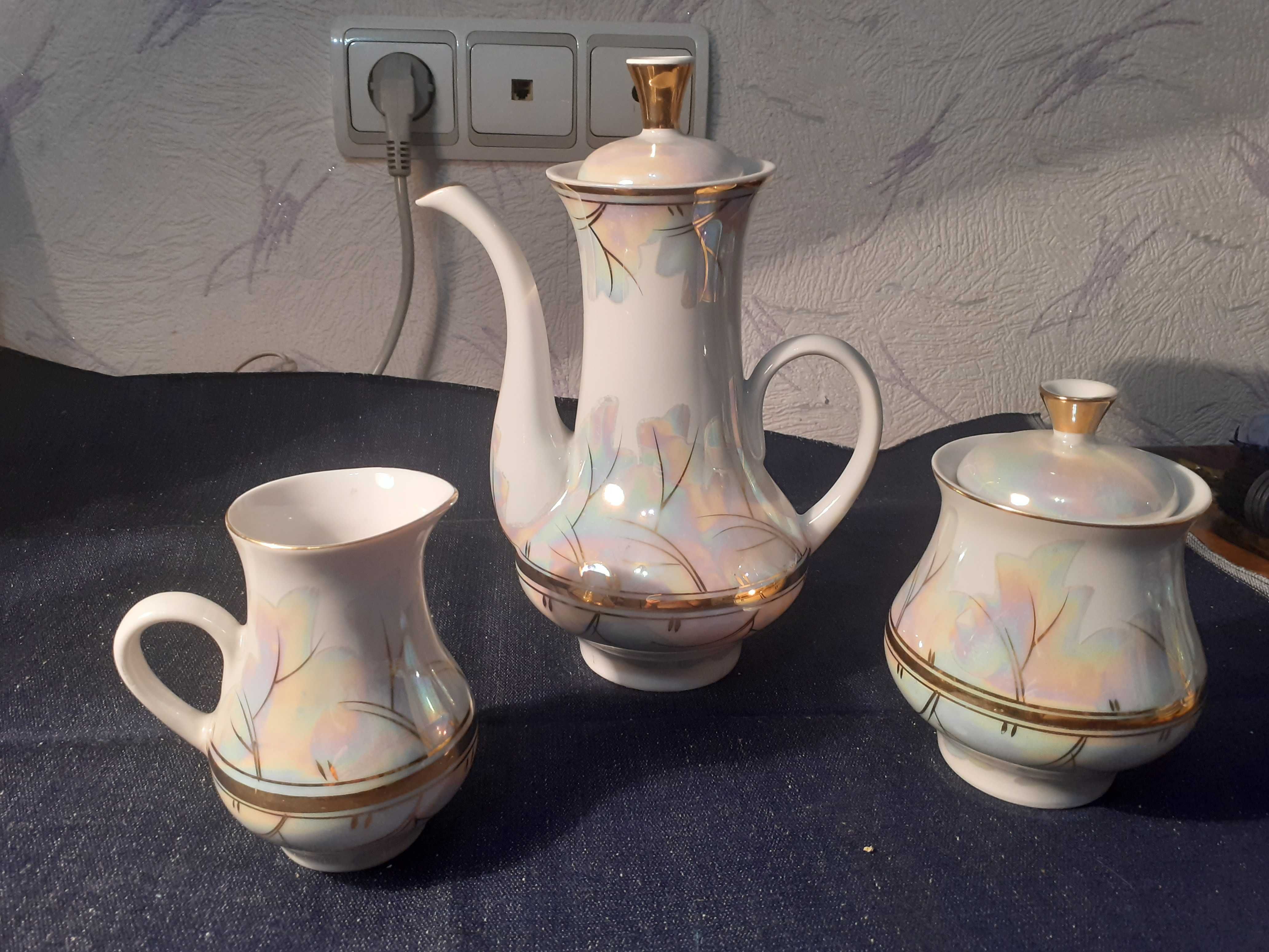 Кофейный сервиз, Бориславский фарфоровый завод, 70-е годы