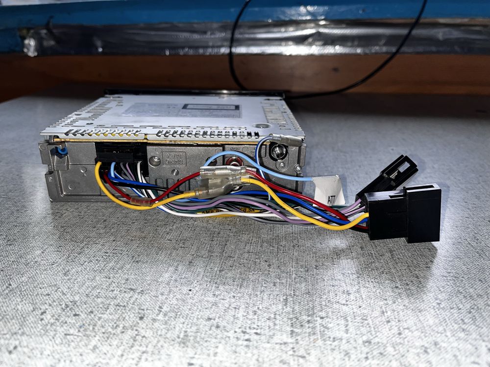Магнитола Sony CDX-S2000