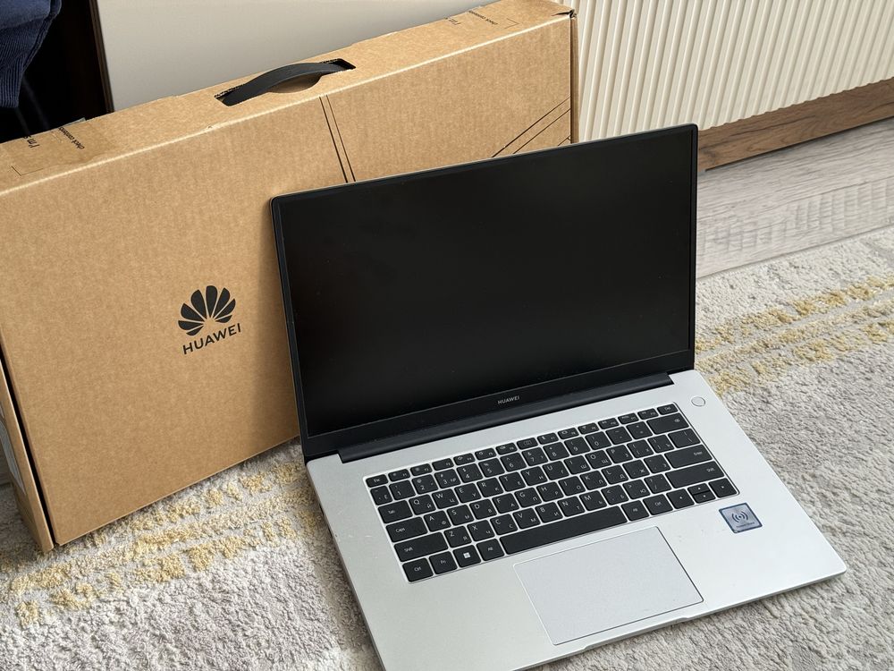 Продам  Huawei Matebook D15