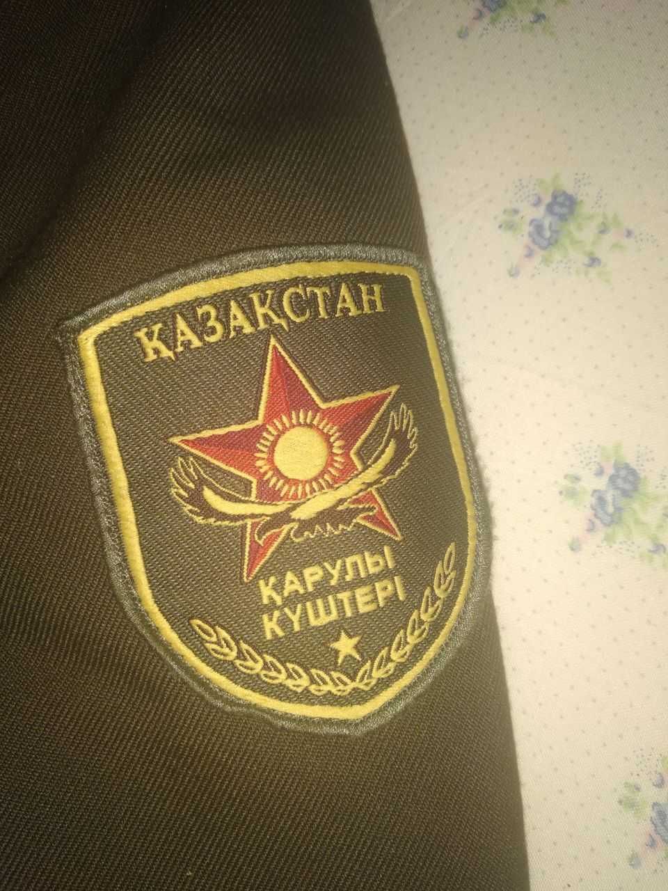 Китель военный и штаны