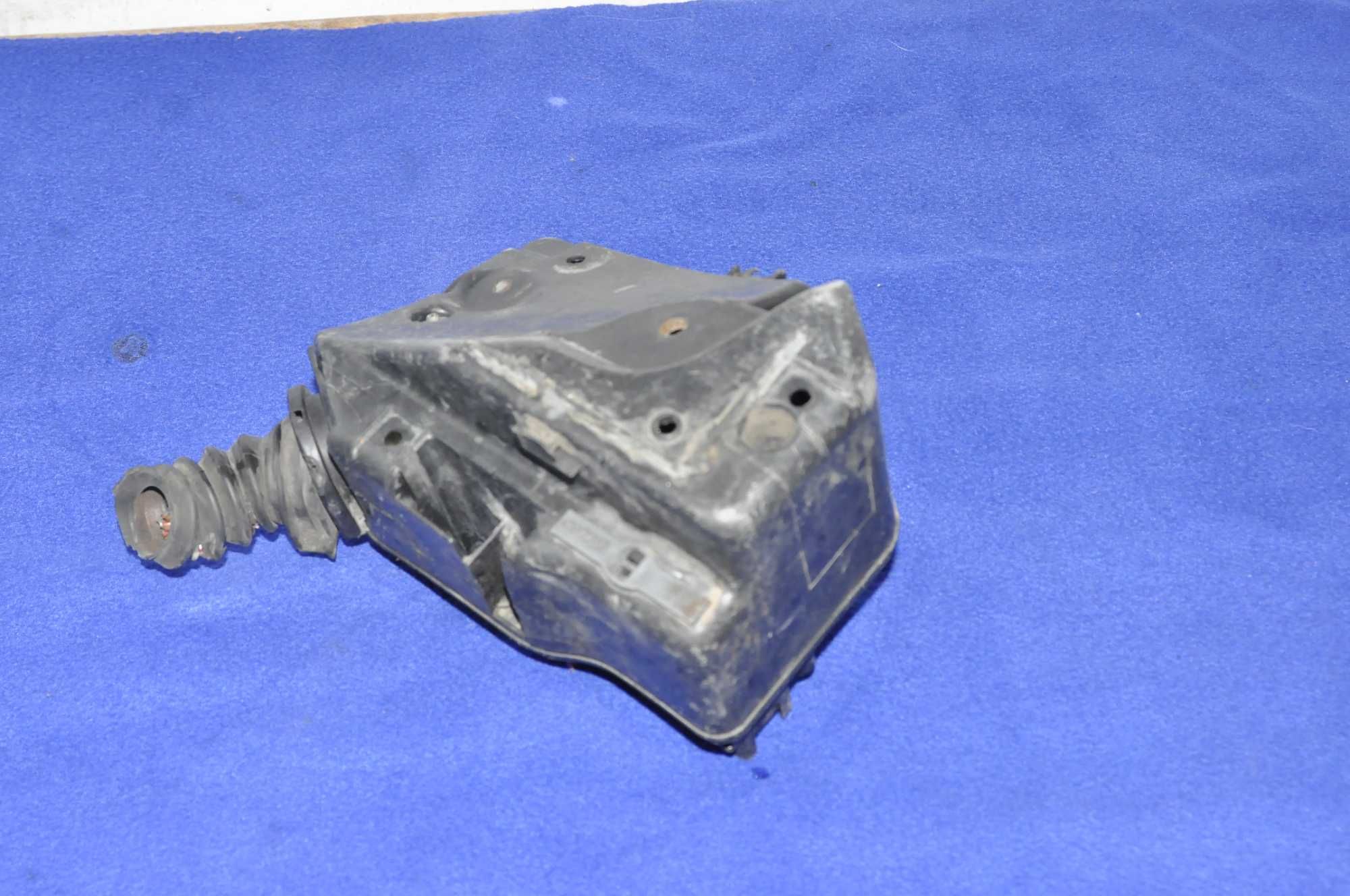 Блок предохранителей 
Toyota Soarer, JZZ30, JZZ31, UZZ31, UZZ32