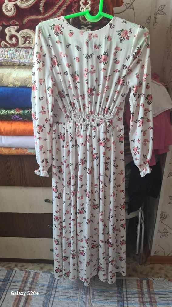Продаётся платья