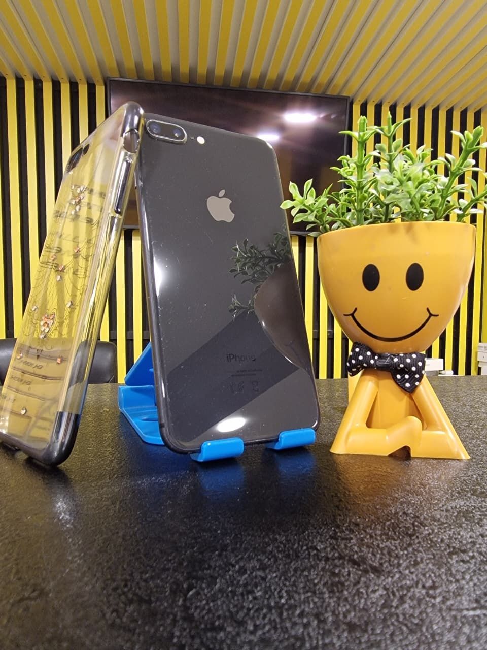 Iphone 8 Plus, 64гб, 75%