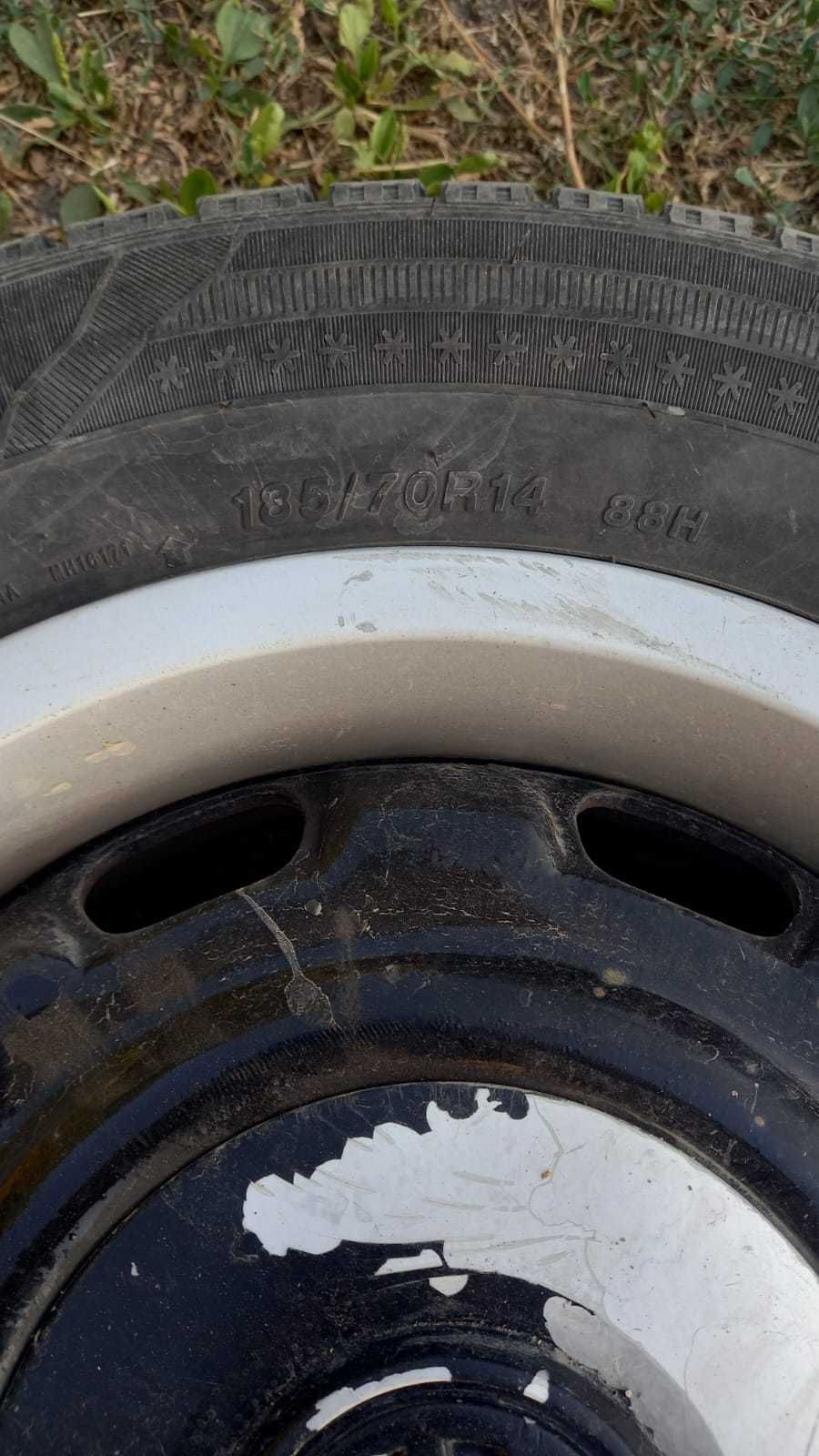 Зимние шины 185/70/R14