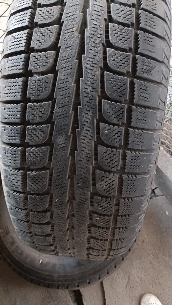 Резина hankooc, Goodyear, perrelli
