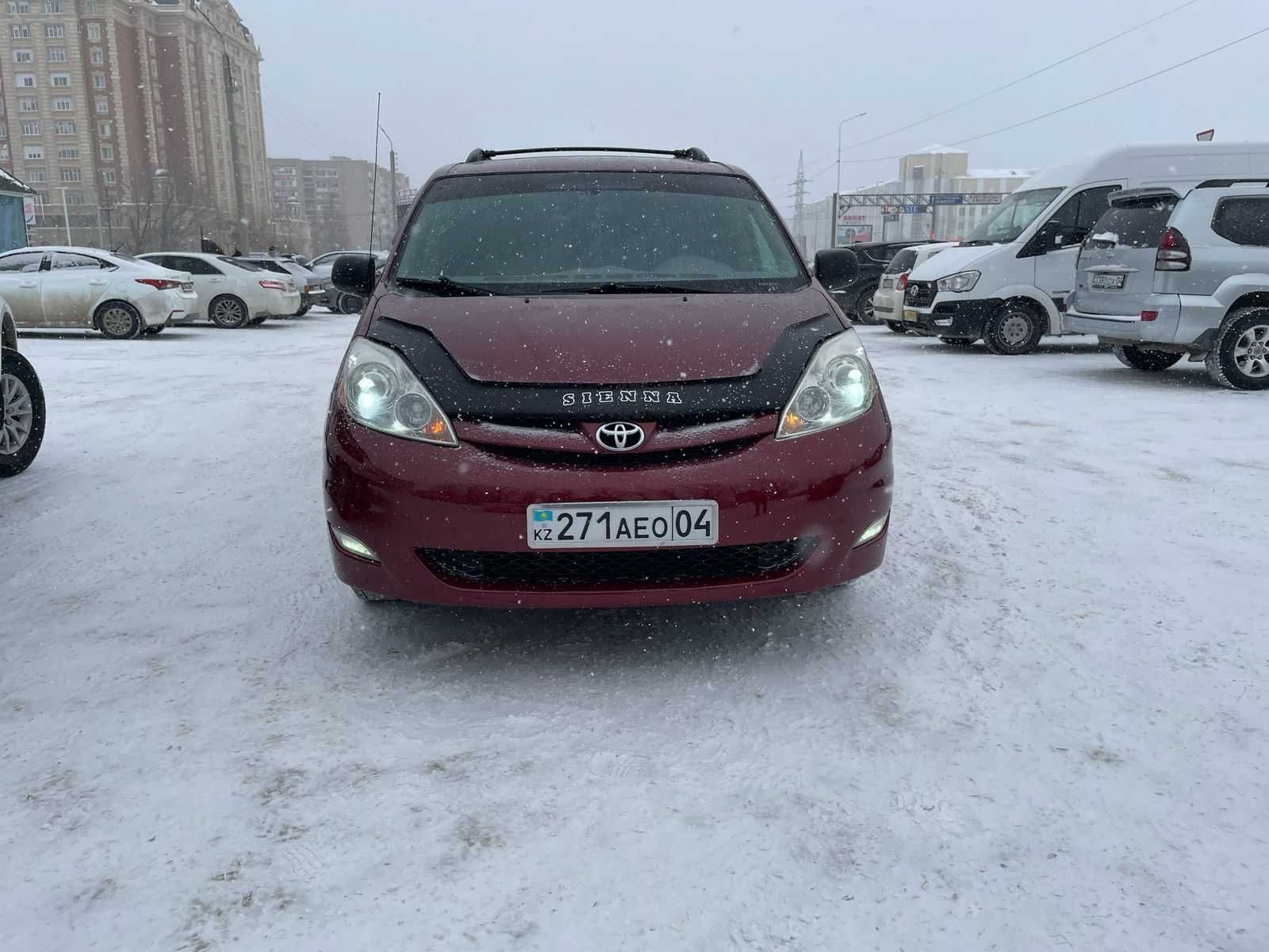 Toyota Sienna 2008 г.в., состояние отличное