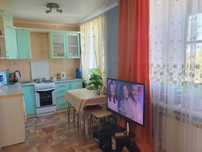 Продам 2-комнатную квартиру в развитом микрорайоне