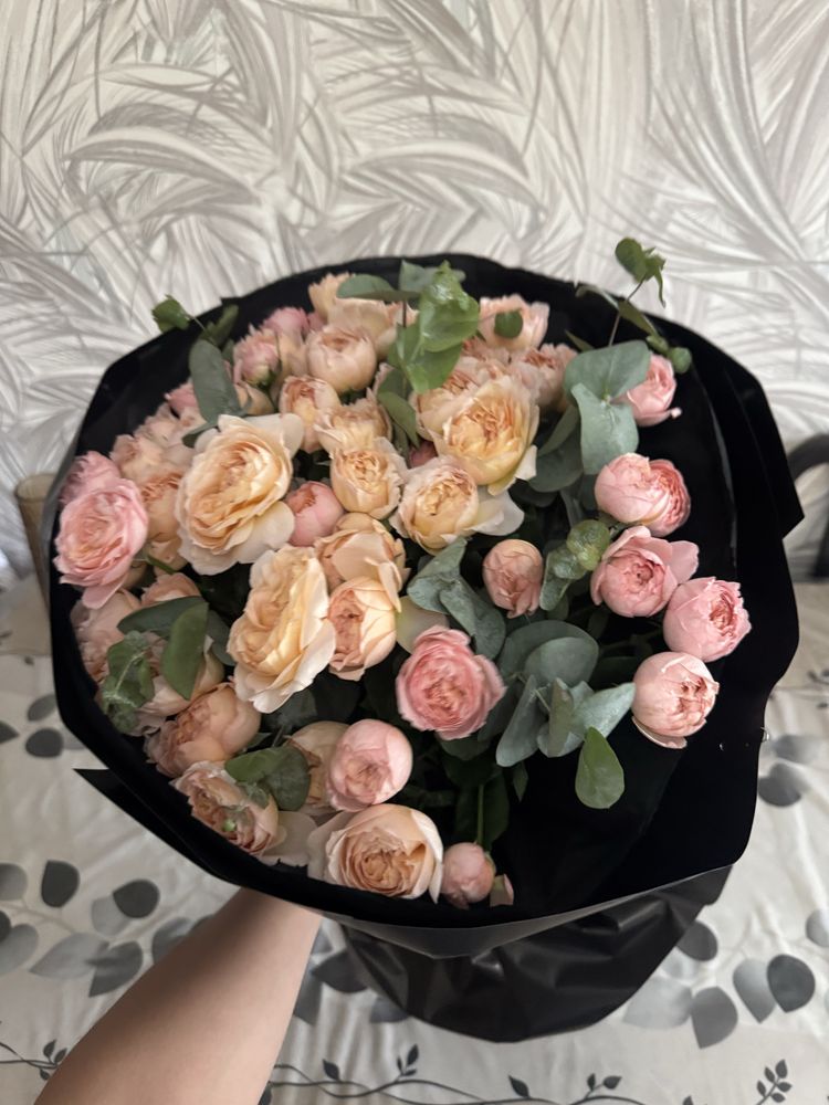 Цветы пионы гул свежие букет
