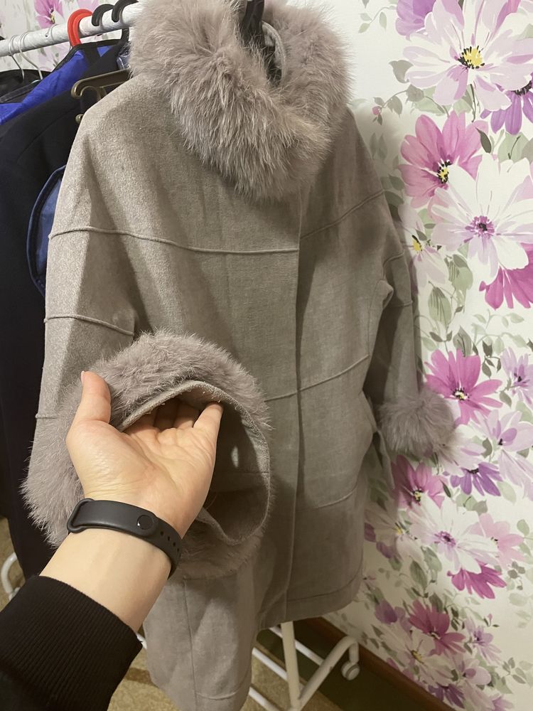 Продается пальто
