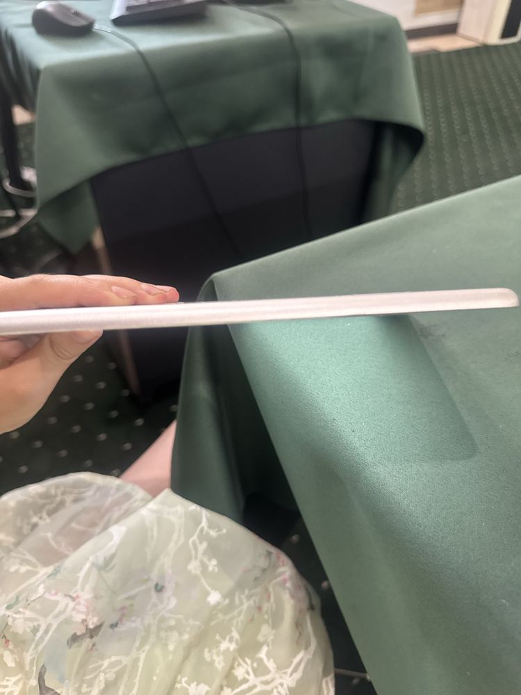 Ipad  mini незнаю точно