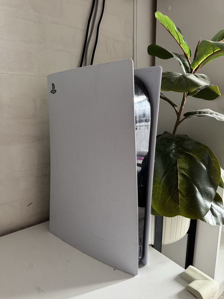 Playstation 5 идеальное состояние