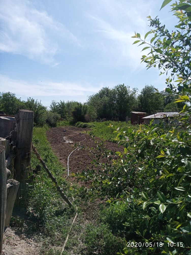 Срочно Продаем дом на земле центральный улица