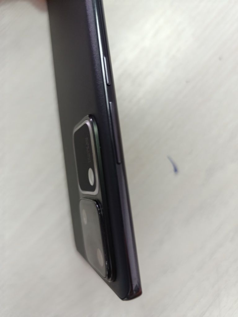 Vivo V30 5G 2024
