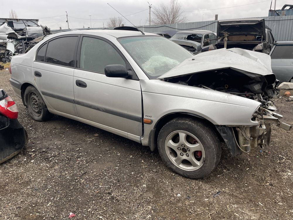 Тайота Авенсис