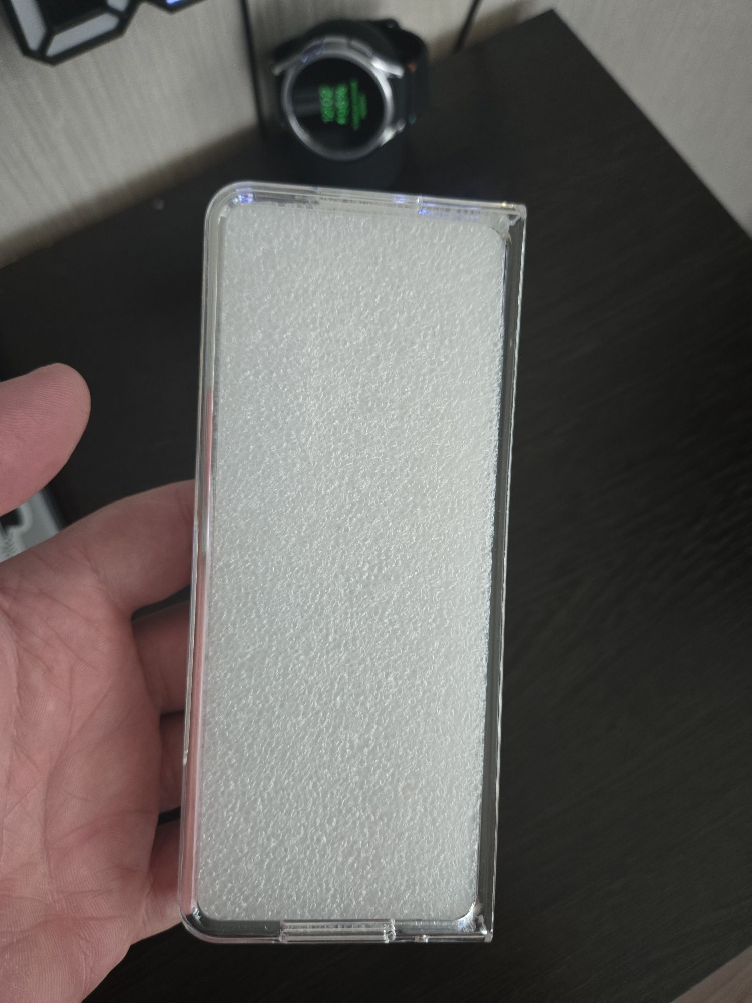 Отдам даром чехол для Самсунг Z Fold 5 новый