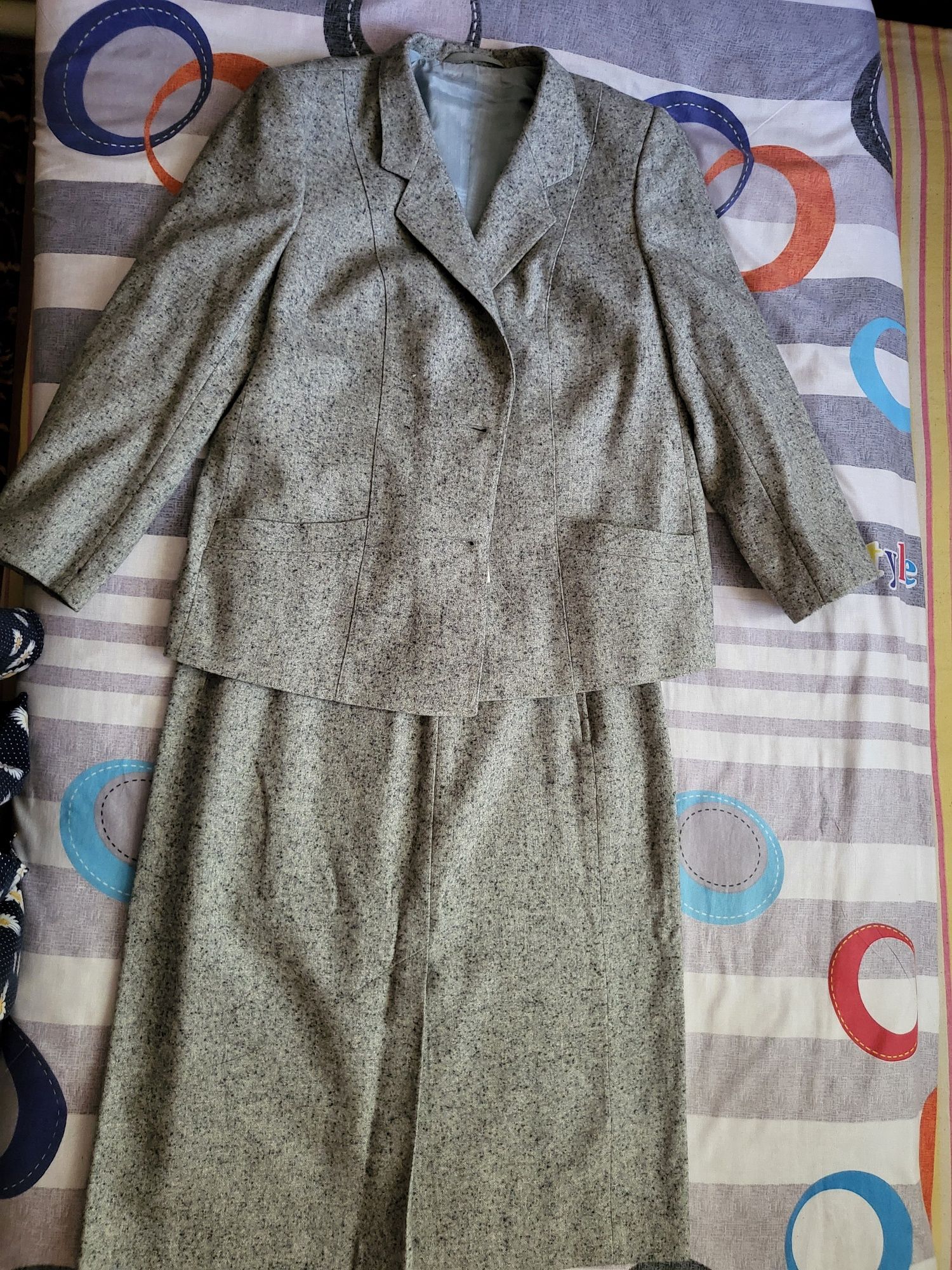 Продам вещи  женские