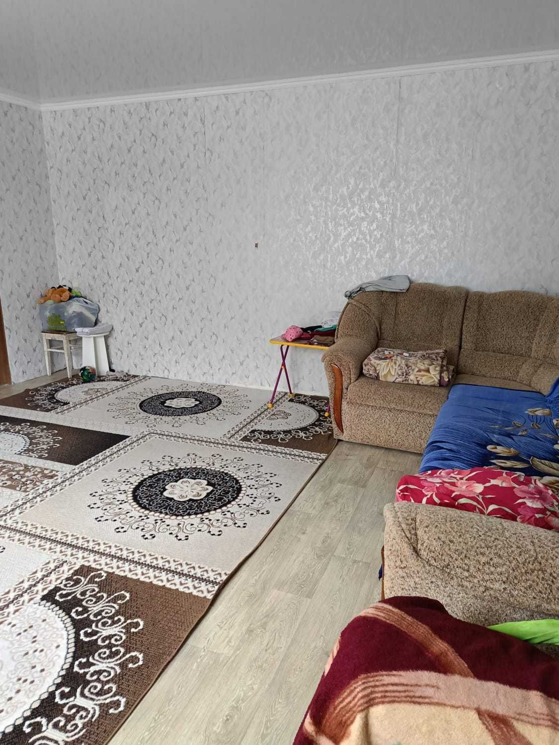 Продам 4 комнатный дом. п.Жамбыл