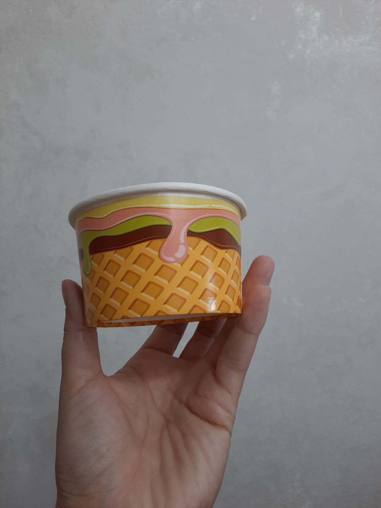 Стаканы креманки и маленькие ложки