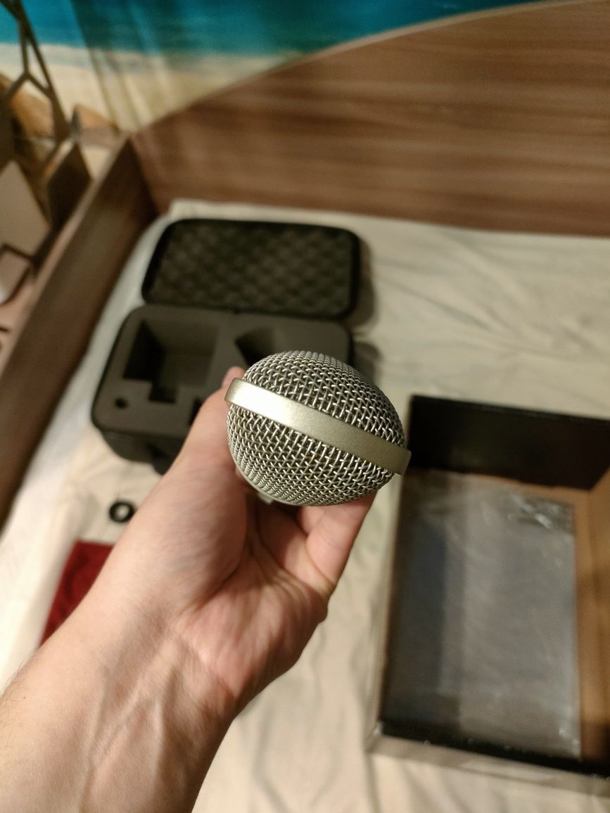 Микрофон Shure KSM 32 в идеальном состоянии