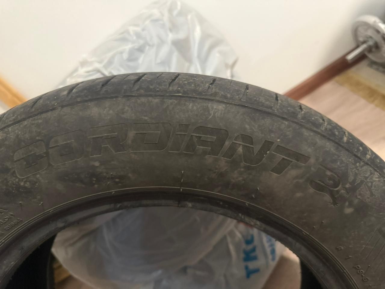 Продам резину R16