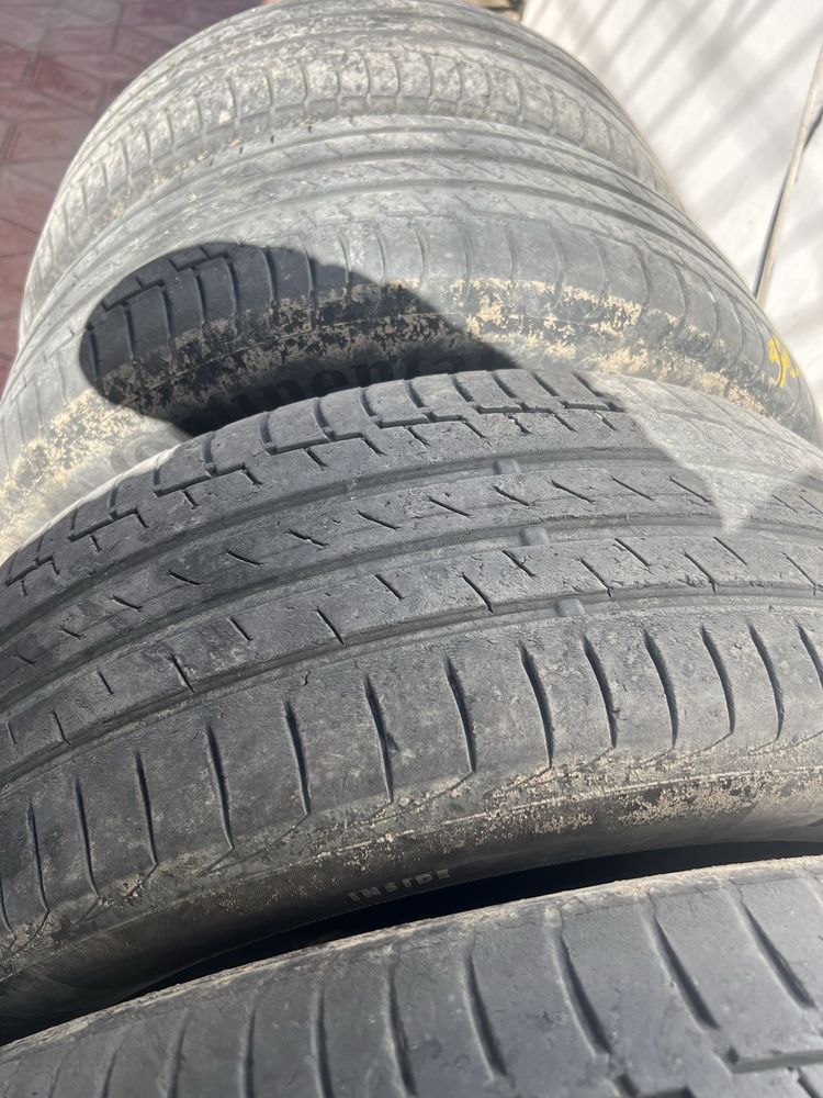 Продам шины Continental 235/55/19 буу