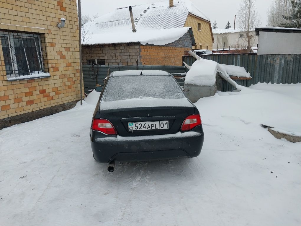 Продам надёжную авто расход топлива минимальный Дэу нексия каробка мех