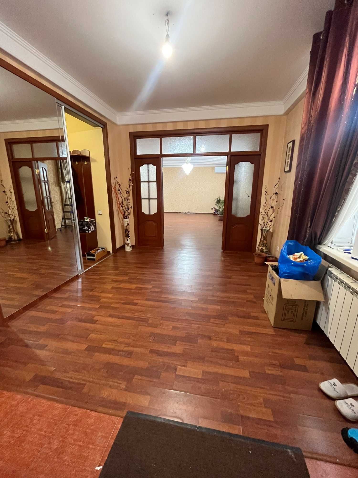 Продажа 3-комнатной квартиры толстого